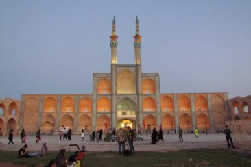Amir Chakhmaq Square and Historical Complex